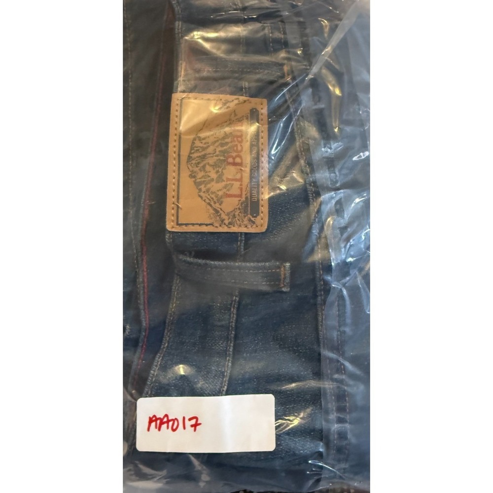 NWT L.L. Bean Double L Jeans Men's 40x29 Standard Fit Straight Leg Indigo Denim - Picture 8 of 9